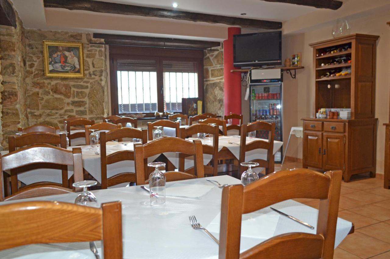 Hotel Rural Val Dos Pigarros Lubián Buitenkant foto